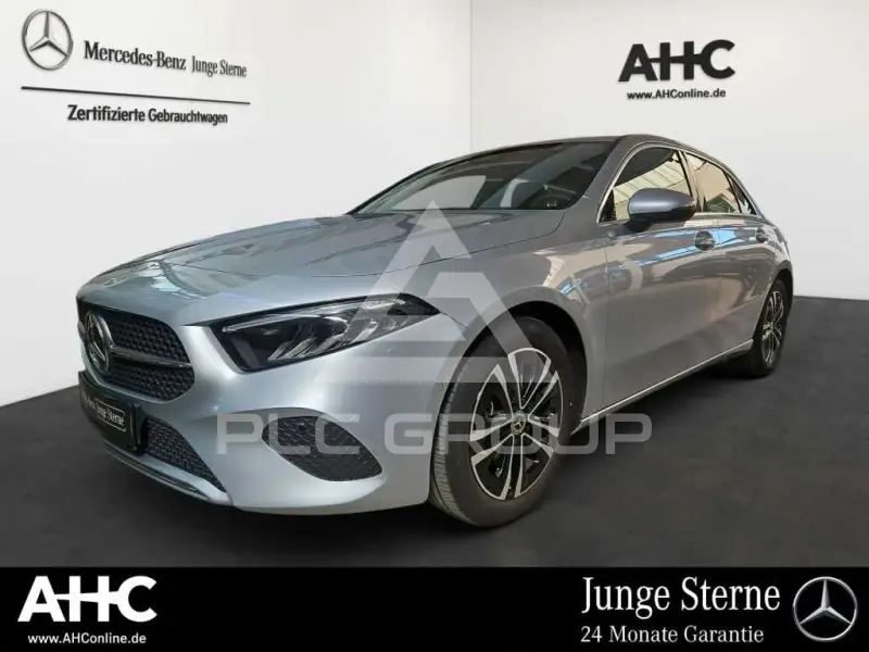 2025 Mercedes Benz A 200