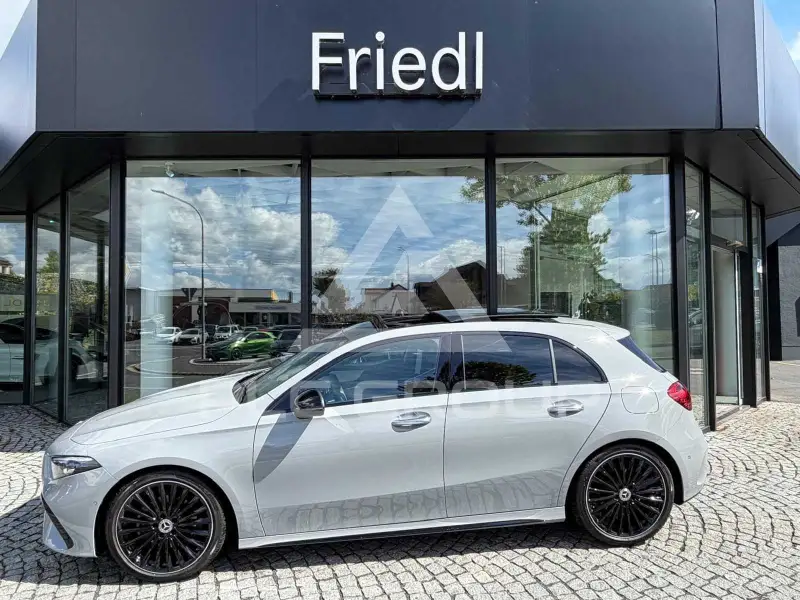 2025 Mercedes Benz A 200