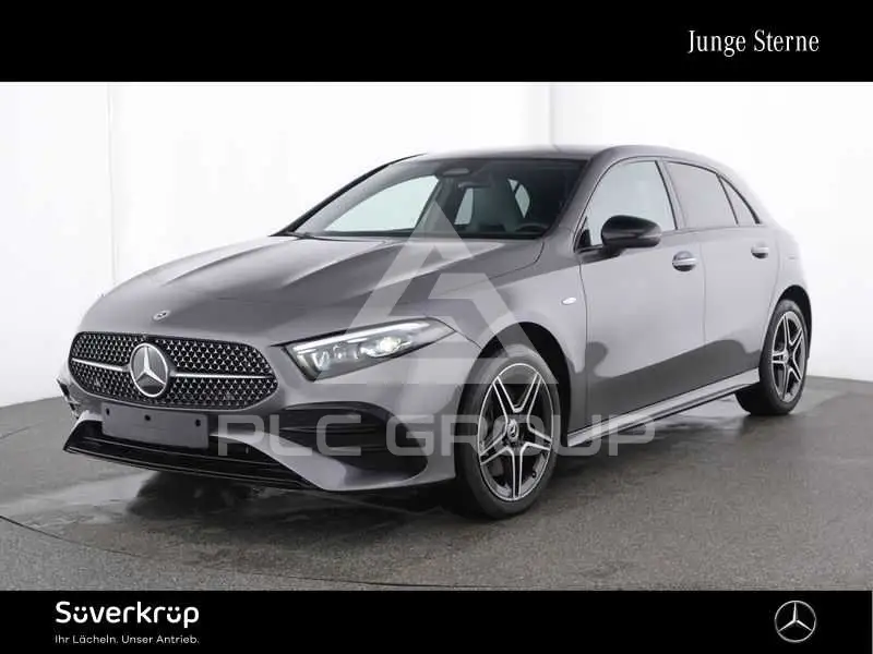 2025 Mercedes Benz A 250