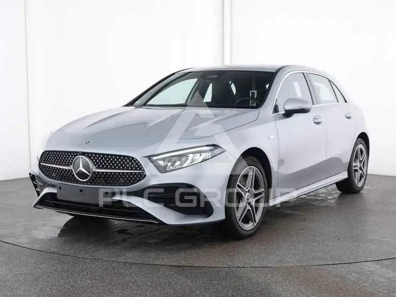2025 Mercedes Benz A 250