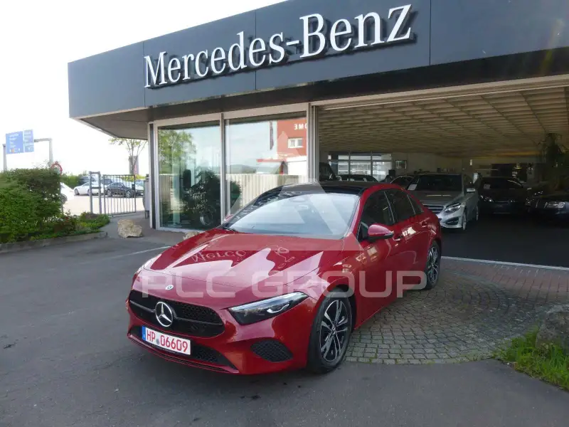 2025 Mercedes Benz A 250