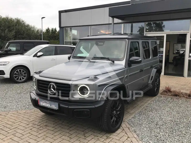 2025 Mercedes Benz G 580