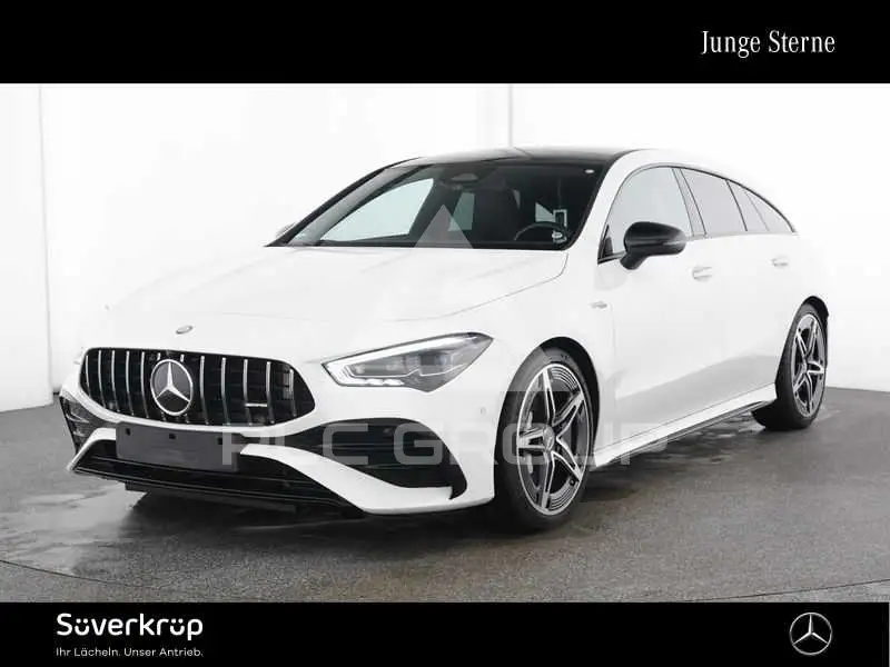 2025 Mercedes Benz CLA 35 AMG