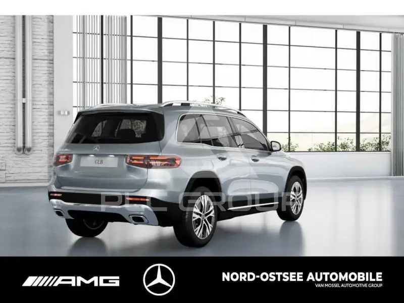 2025 Mercedes Benz GLB