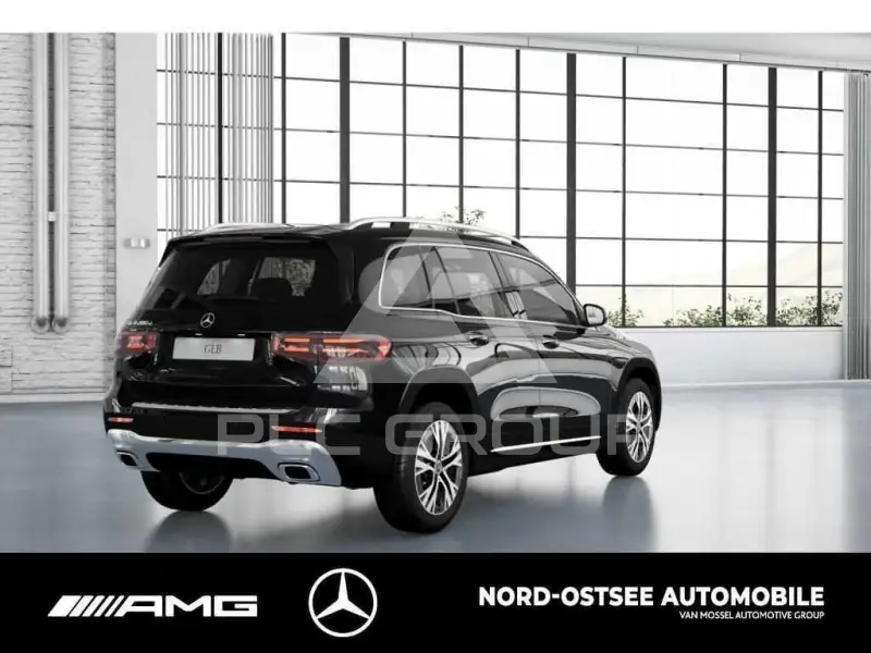 2025 Mercedes Benz GLB