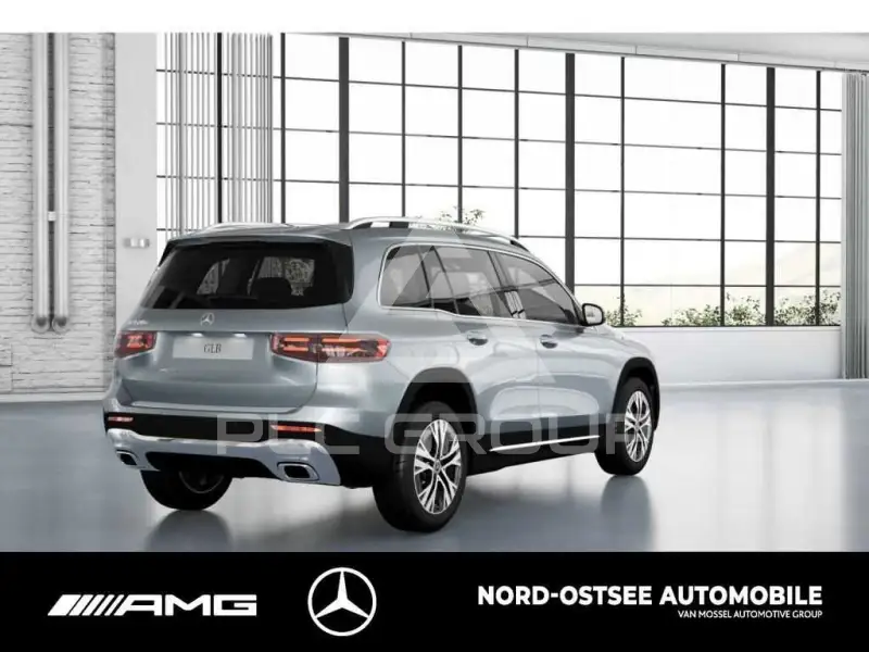 2025 Mercedes Benz GLB