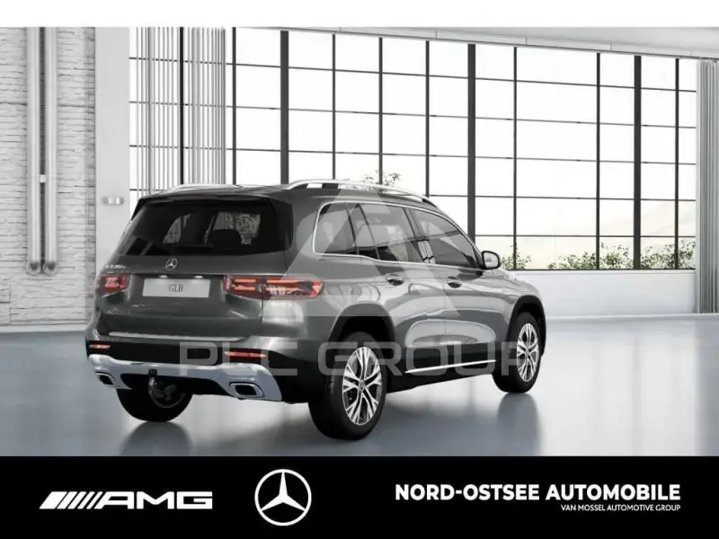2025 Mercedes Benz GLB