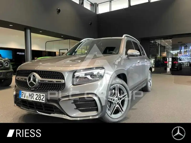 2025 Mercedes Benz GLB