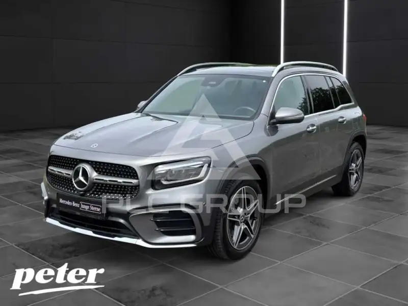 2025 Mercedes Benz GLB