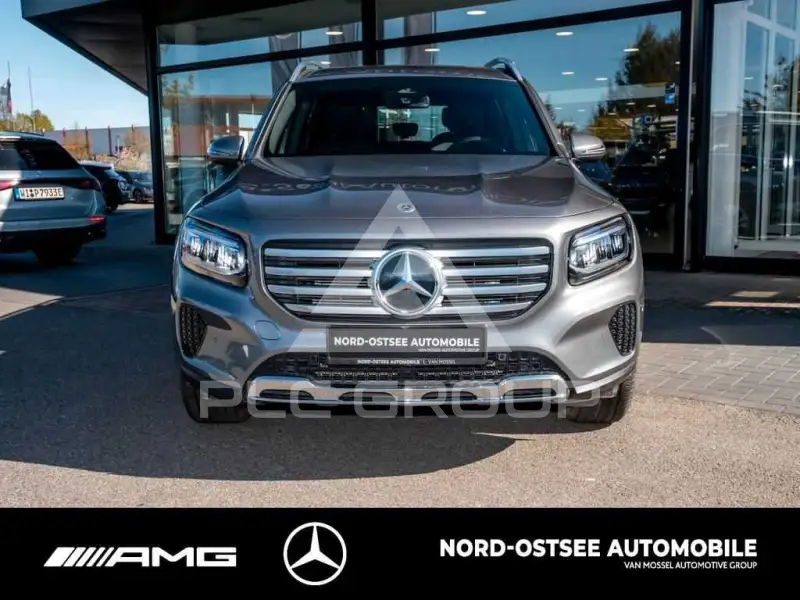 2025 Mercedes Benz GLB