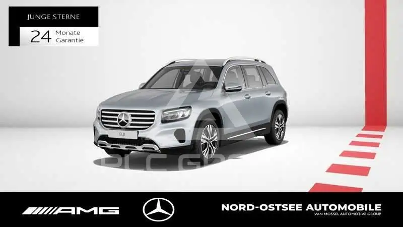2025 Mercedes Benz GLB