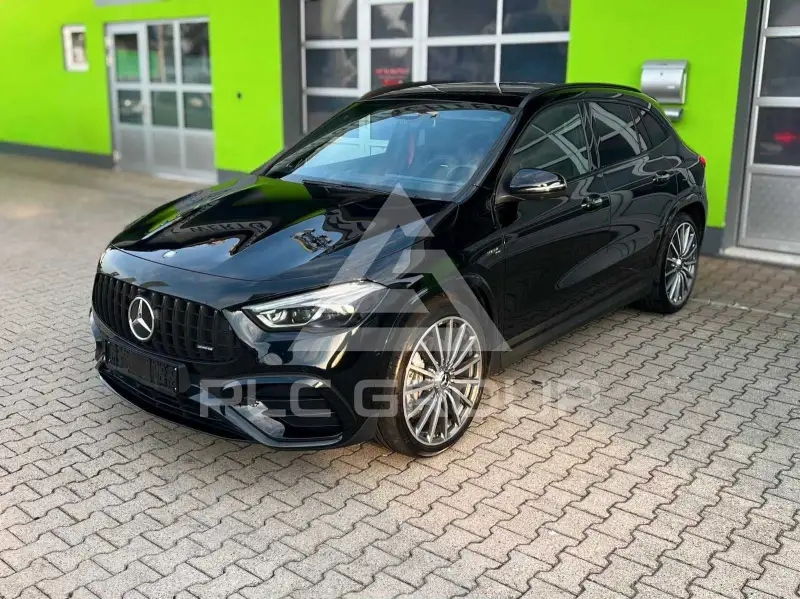 2025 Mercedes Benz GLA 35 AMG