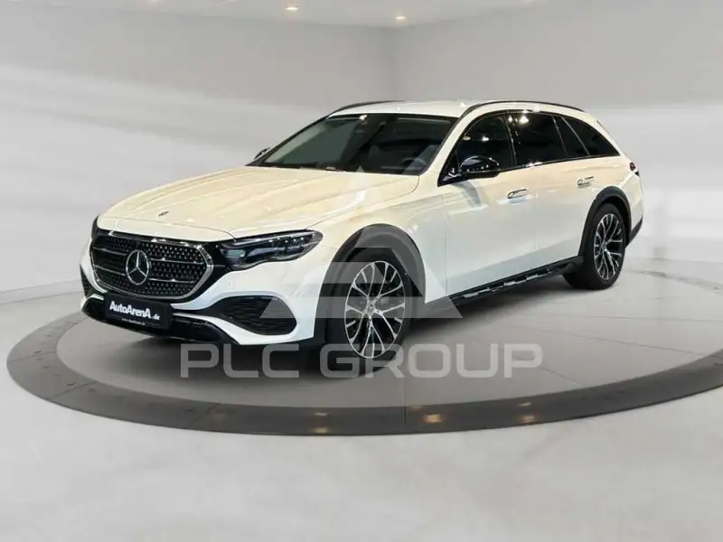 2025 Mercedes Benz E 300