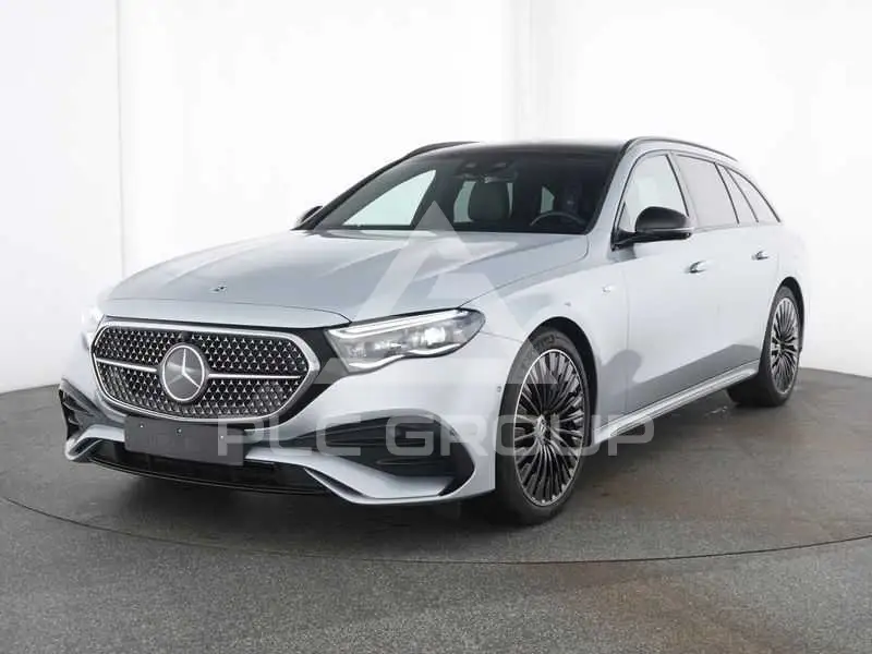 2025 Mercedes Benz E 300