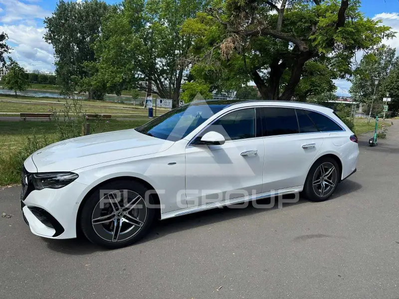 2025 Mercedes Benz E 300