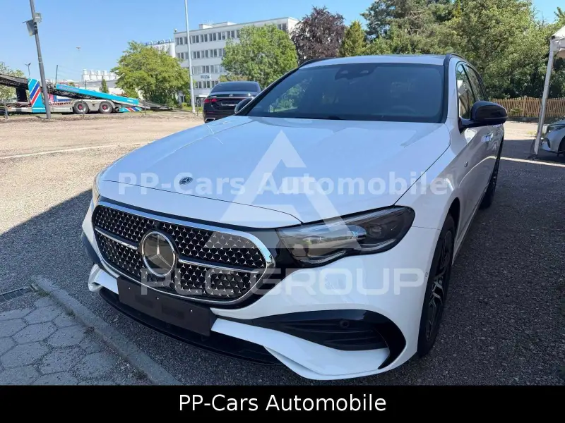 2025 Mercedes Benz E 300