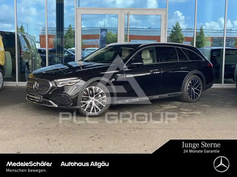 2025 Mercedes Benz E 300