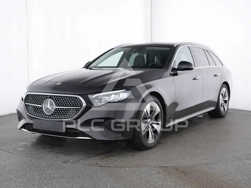 2025 Mercedes Benz E 300
