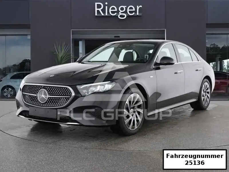 2025 Mercedes Benz E 300