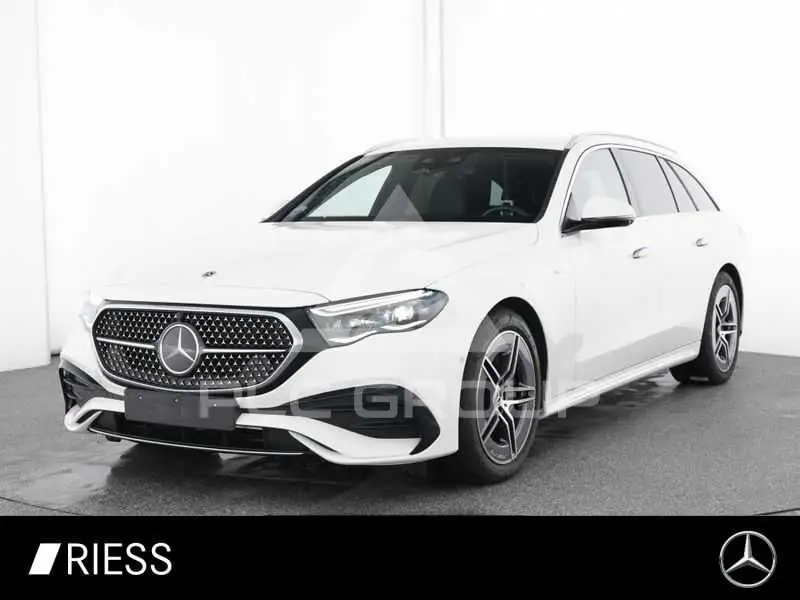 2025 Mercedes Benz E 300