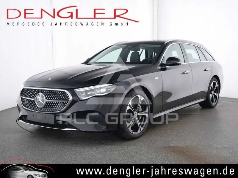 2025 Mercedes Benz E 300
