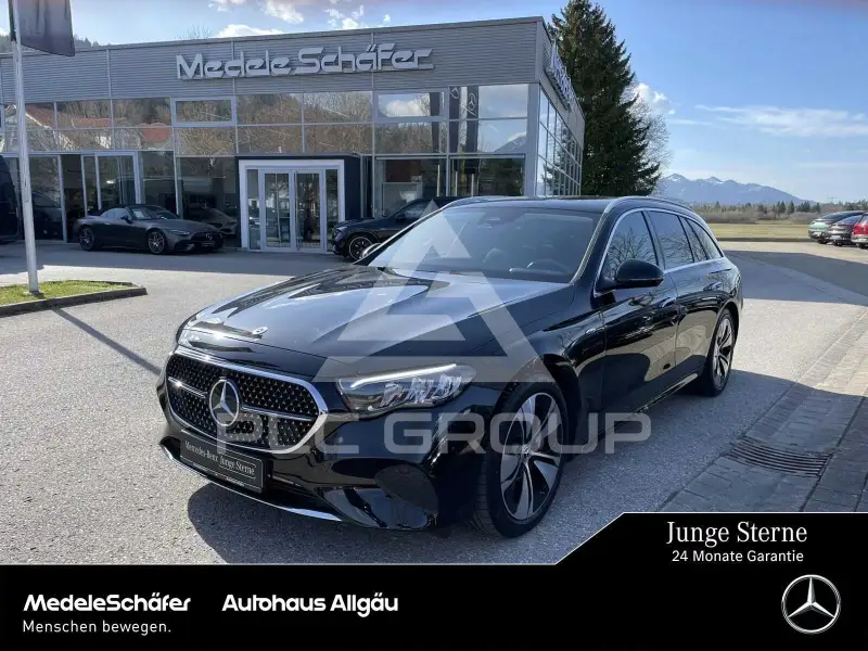 2025 Mercedes Benz E 300