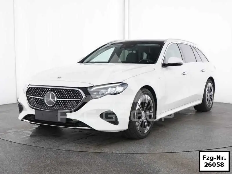 2025 Mercedes Benz E 300