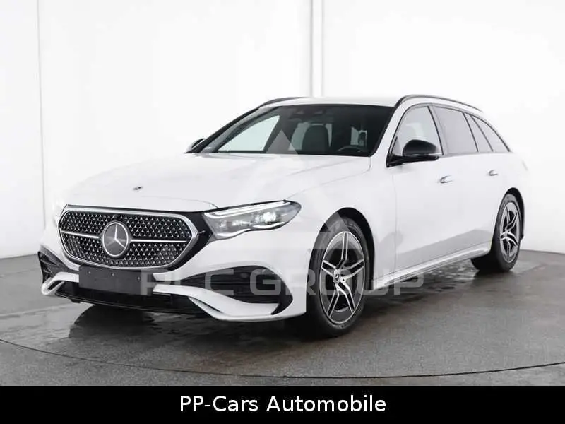 2025 Mercedes Benz E 300