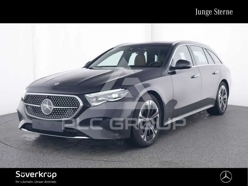 2025 Mercedes Benz E 300