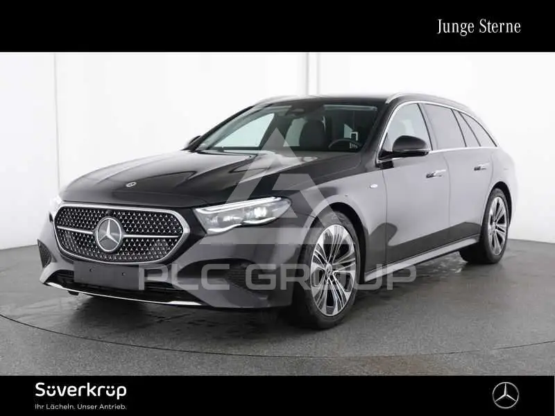 2025 Mercedes Benz E 300