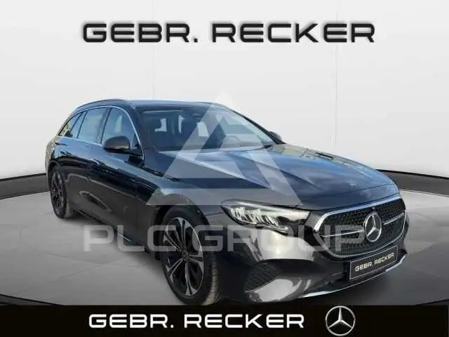 2025 Mercedes Benz E 300
