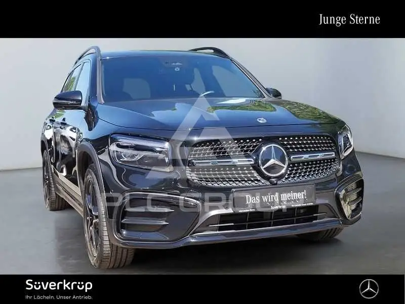2025 Mercedes Benz GLB 250