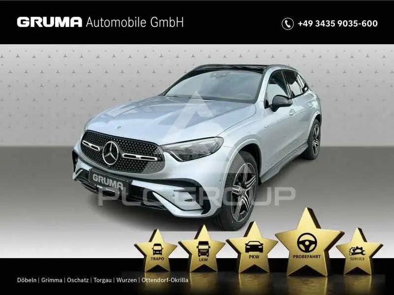 2025 Mercedes Benz GLC 300