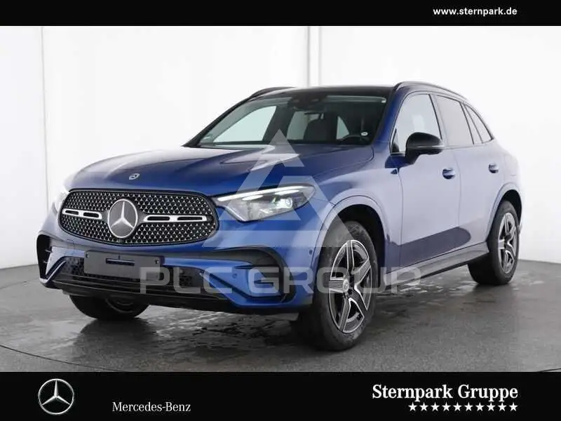 2025 Mercedes Benz GLC 300
