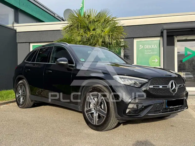 2025 Mercedes Benz GLC 300