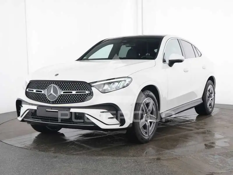 2025 Mercedes Benz GLC 300
