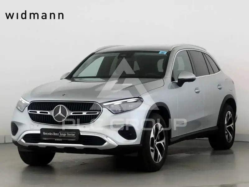 2025 Mercedes Benz GLC 300