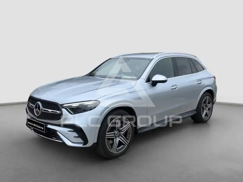 2025 Mercedes Benz GLC 300