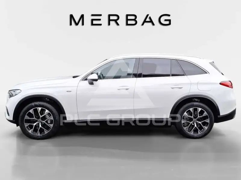 2025 Mercedes Benz GLC 300