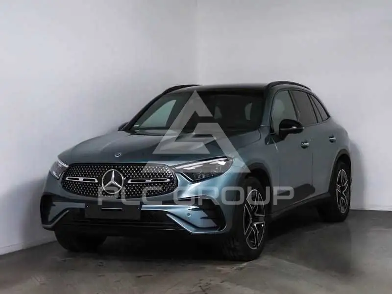 2025 Mercedes Benz GLC 300