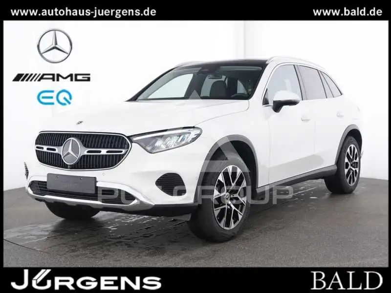 2025 Mercedes Benz GLC 300