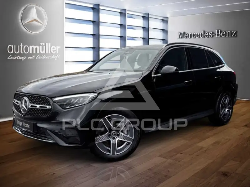 2025 Mercedes Benz GLC 300