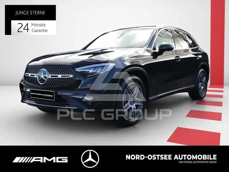2025 Mercedes Benz GLC 300
