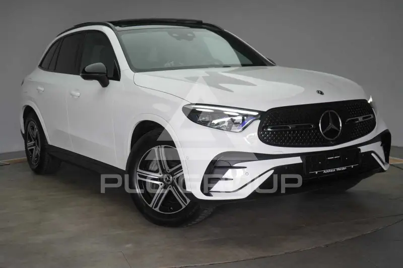 2025 Mercedes Benz GLC 300
