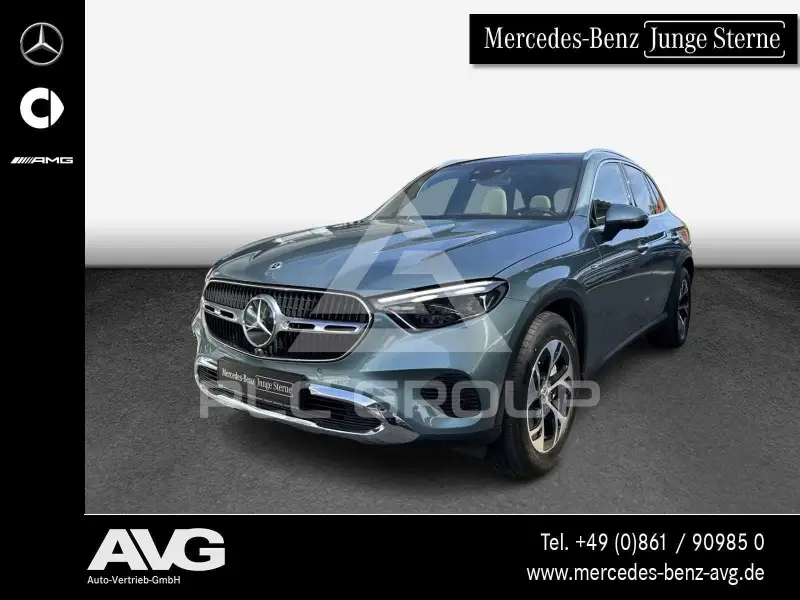 2025 Mercedes Benz GLC 300
