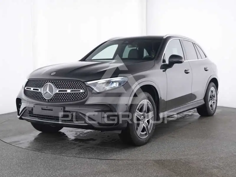 2025 Mercedes Benz GLC 300