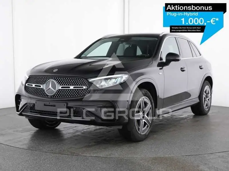 2025 Mercedes Benz GLC 300