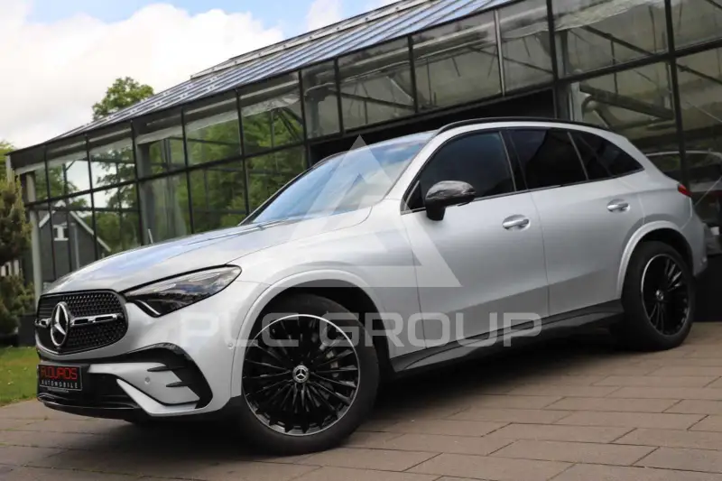 2025 Mercedes Benz GLC 300