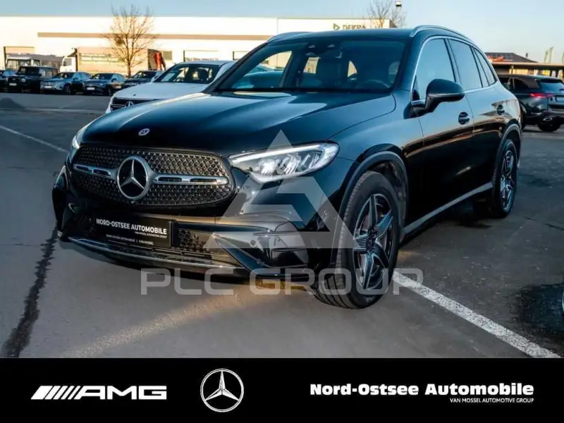 2025 Mercedes Benz GLC 300