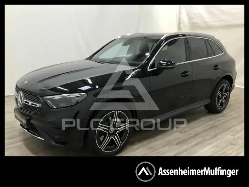 2025 Mercedes Benz GLC 300